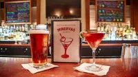 AmericInn by Wyndham Watertown - bar