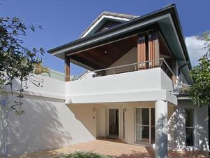 A Perfect Stay - Clarkes Beach Villa