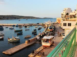 Harbour Lights Seafront 2 Bedroom Apartments with Panoramic Sea Views - by Getawaysmalta