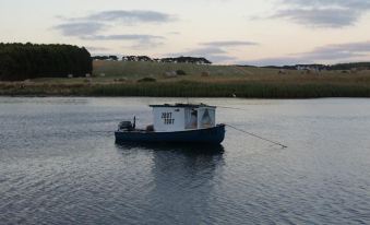 Warrnambool Motel and Holiday Park