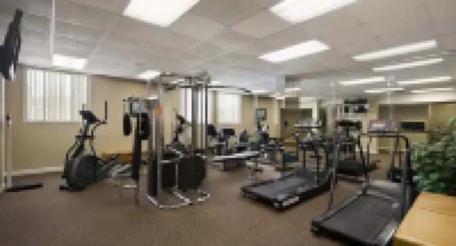 GLō Best Western  Ft. Lauderdale-Hollywood Airport Hotel