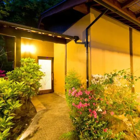 Hanareyado Yamasaki