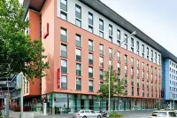 Ibis Budget Hamburg St Pauli Messe Hotels near Reeperbahn