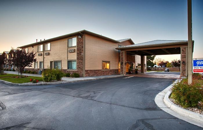 Best Western Inn  Suites