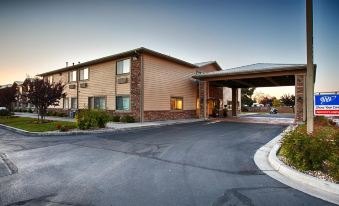 Best Western Inn  Suites