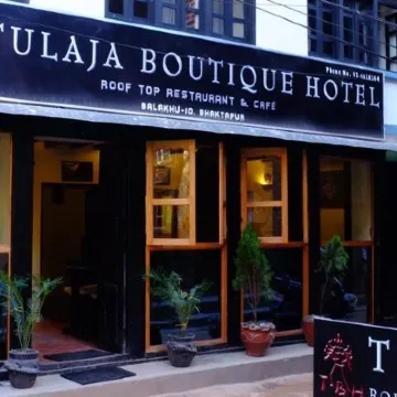Tulaja Boutique Hotel Hotels near Peacock Window