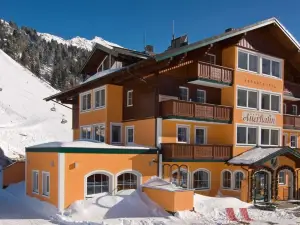 Hotel & Appartement Auerhahn