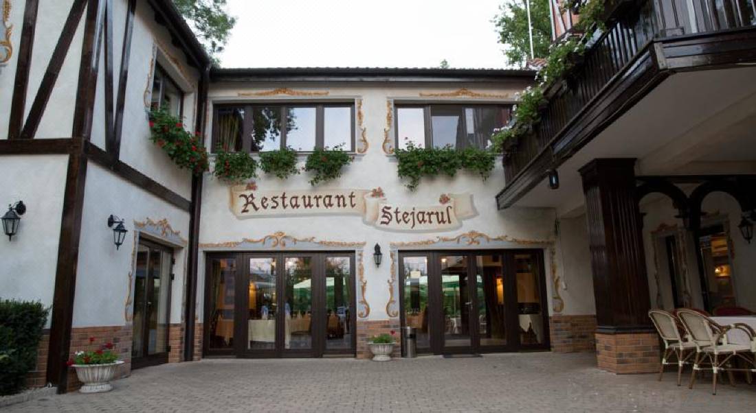 Hotel Restaurant Stejarul-Bazosu Nou Updated 2022 Room Price-Reviews &  Deals | Trip.com