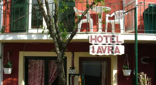 Avra Budget Beach Rooms