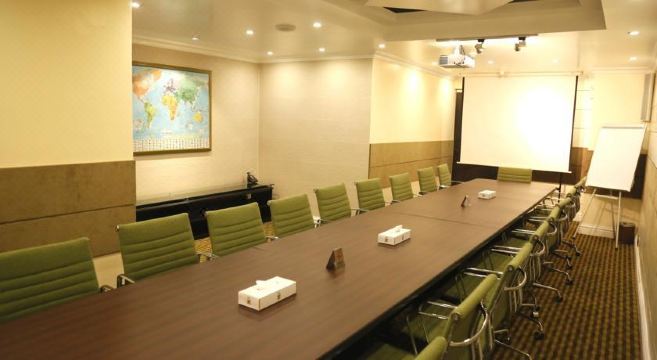 로얄 파크 레지던스 호텔