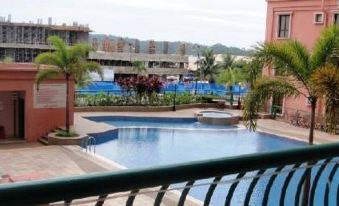 Holiday Stays @ Marina Court