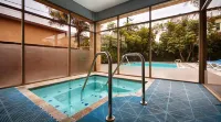 Best Western Plus Newport Mesa Inn Hotel di Costa Mesa