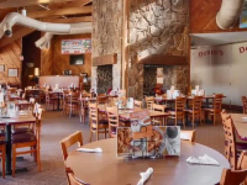 デイズ イン バイ ウィンダム キングス ドミニオン/ドスウェル ドスウェルのホテル