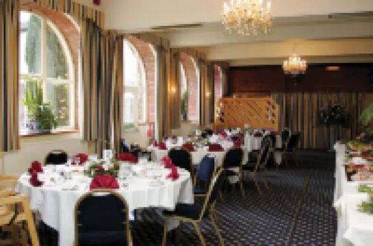 โรงแรมลอร์ด ฮัลดอน คันทรี, โรงแรมคอลเลคชั่นซัวร์โดยเบสท์เวสเทิร์น