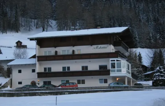 豪斯胡貝圖斯酒店