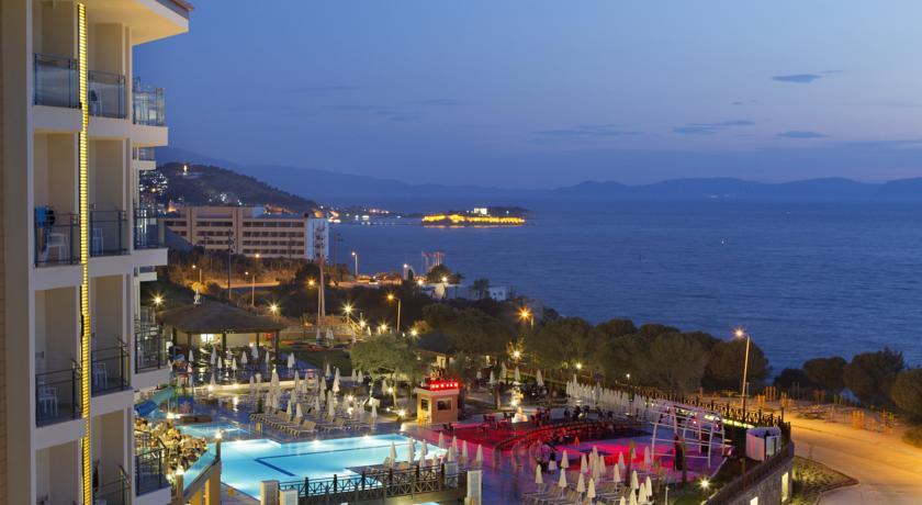 Ramada Resort Kusadasi & Golf