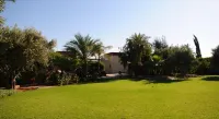 La Villa des Golfs & PinkCactus