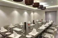 岡維爾飯店