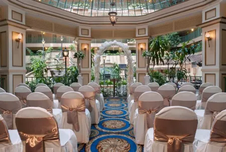 Embassy Suites by Hilton Los Angeles Downey