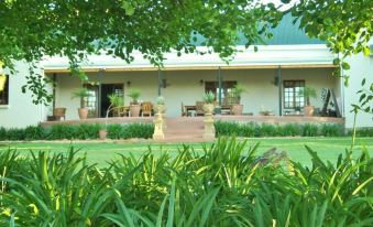 Ladismith Country House