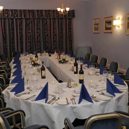 Best Western Kings Manor Hotel