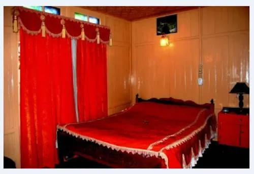 Manila Groups of Houseboats