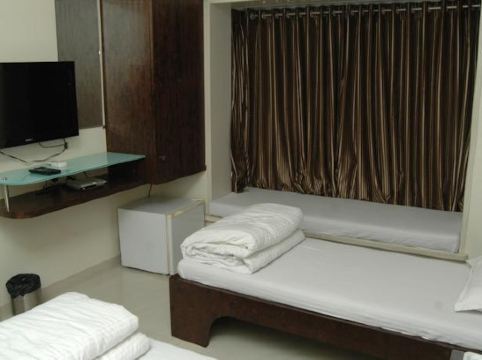 Hotel Causeway