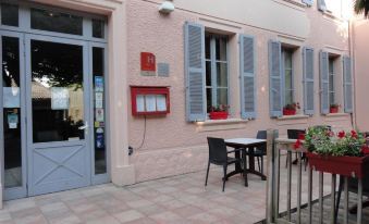 Hotel de France - Housity