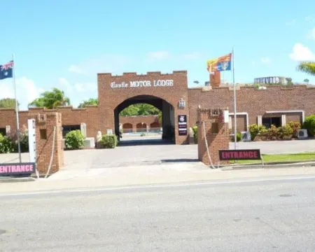 Castle Motor Lodge Hotels in Bowen