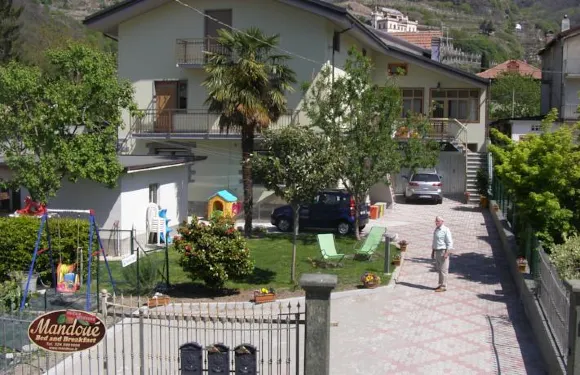 曼多爾住宿加早餐旅館