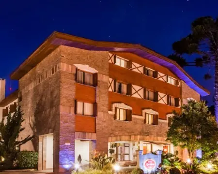 Sky Borges Hotel Alpenhaus - Gramado Hoteles en Gramado