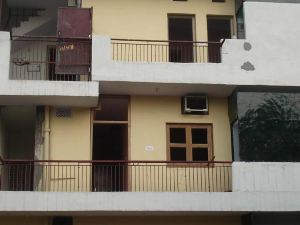 OYO 39645 Maheshwari Residency