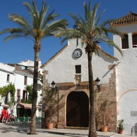 Boutique Hotel la Posada del Angel Ojén Отели рядом с достопримечательностью «Автобусный вокзал Марбельи»