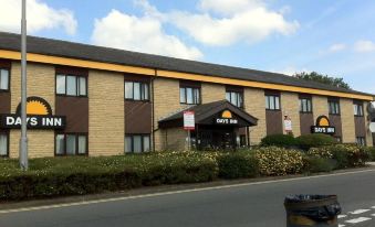 Days Inn by Wyndham Bradford M62