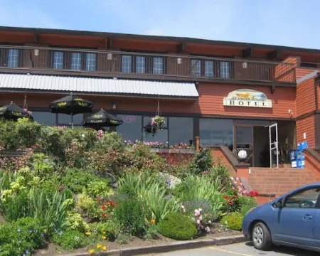 Harbour House Hotel Hotels in Salt Spring Island