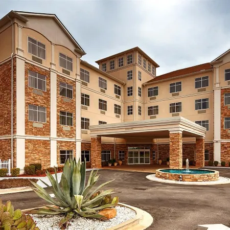 Best Western Plus Rose City Conference Center Inn