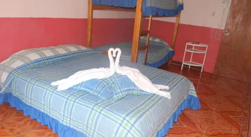 埃布羅小屋 - 青年旅舍