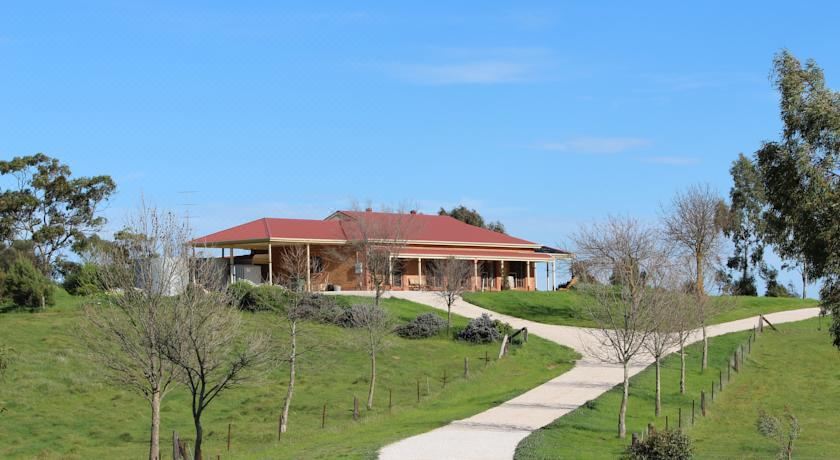 Clare View Accommodation - Housity