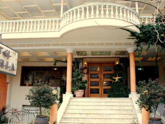 Hotel Pella Reviews For 3 Star Hotels In Pella Trip Com Pella hotel's located in a serene golf course setting. trip com