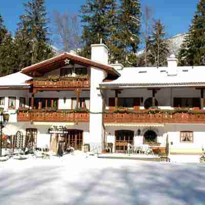 Alpenchalet Zum Jeremia Hotel Exterior