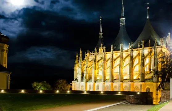 彭梓恩優巴奇比鄰格奇旅館