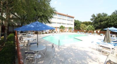 Outdoor Swimming Pool