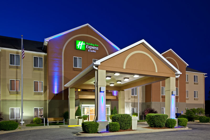 Holiday Inn Express Hotel & Suites Bedford, an Ihg Hotel