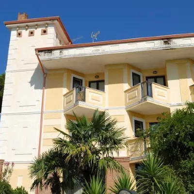 Hotel Caserta Antica Hotel in zona Caserta Vecchia