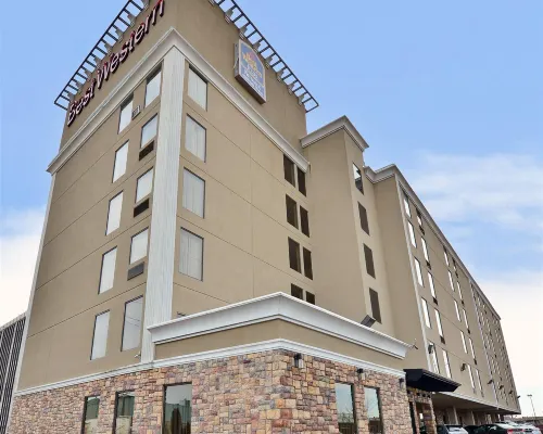 Best Western Plus Newark Airport West Hotels near Path Train Station