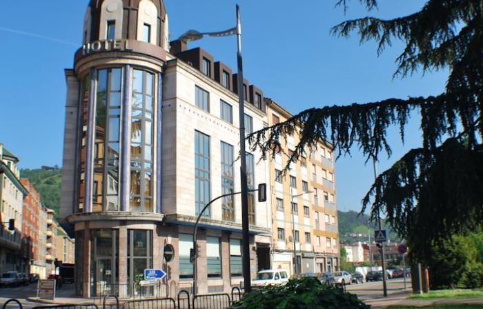 Hotel Mieres Del Camino