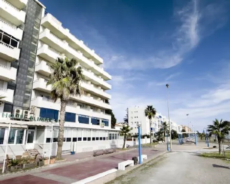 Fay Victoria Beach Hotels in Rincon de la Victoria