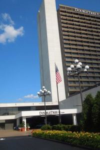 Best 10 Hotels Near Southdale Center 