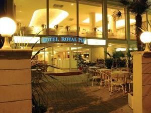 Hotel Royal Plaza