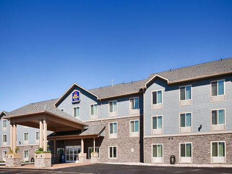 Best Western Plus Chena River Lodge